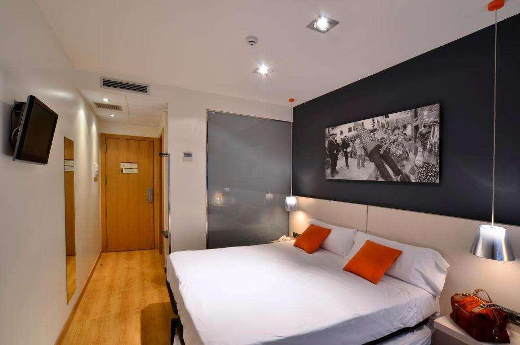 Hotel Bed4U ตูเดลา ห้อง รูปภาพ